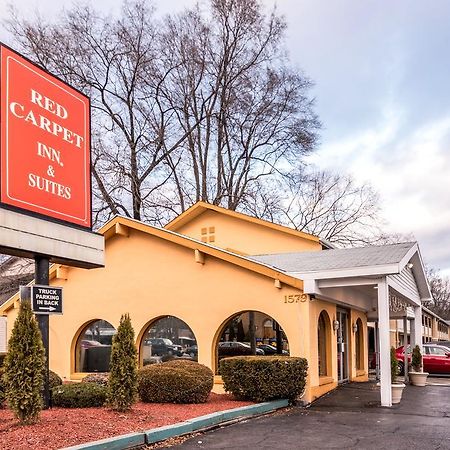 Red Carpet Inn & Suites Albany Airport Exterior photo