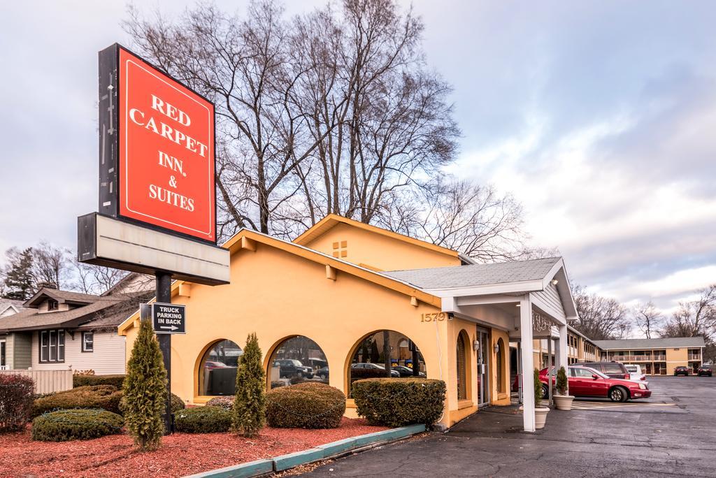 Red Carpet Inn & Suites Albany Airport Exterior photo