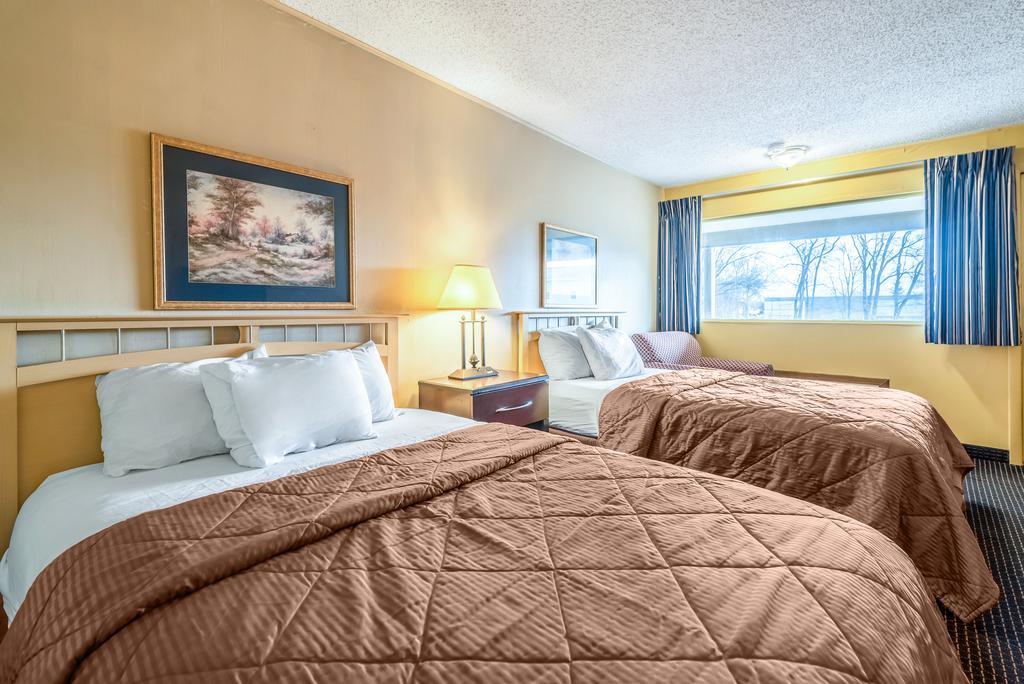 Red Carpet Inn & Suites Albany Airport Exterior photo